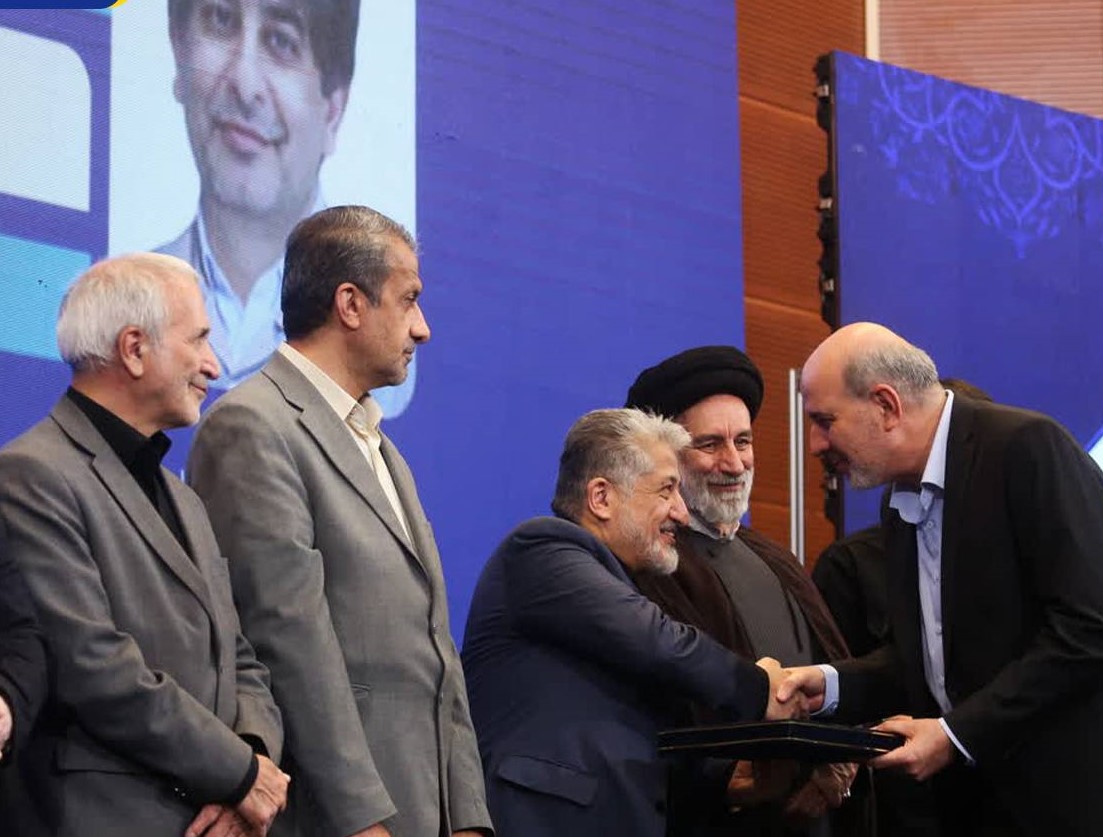 تقدیر از فولاد مبارکه به‌عنوان صنعت برتر در حل مسائل ملی